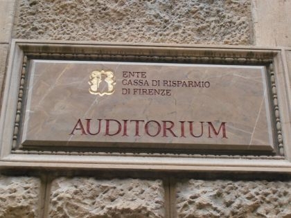 Konferenz zur Vorstellung des neuen Lehrfilms für Krippenerzieher in Florenz