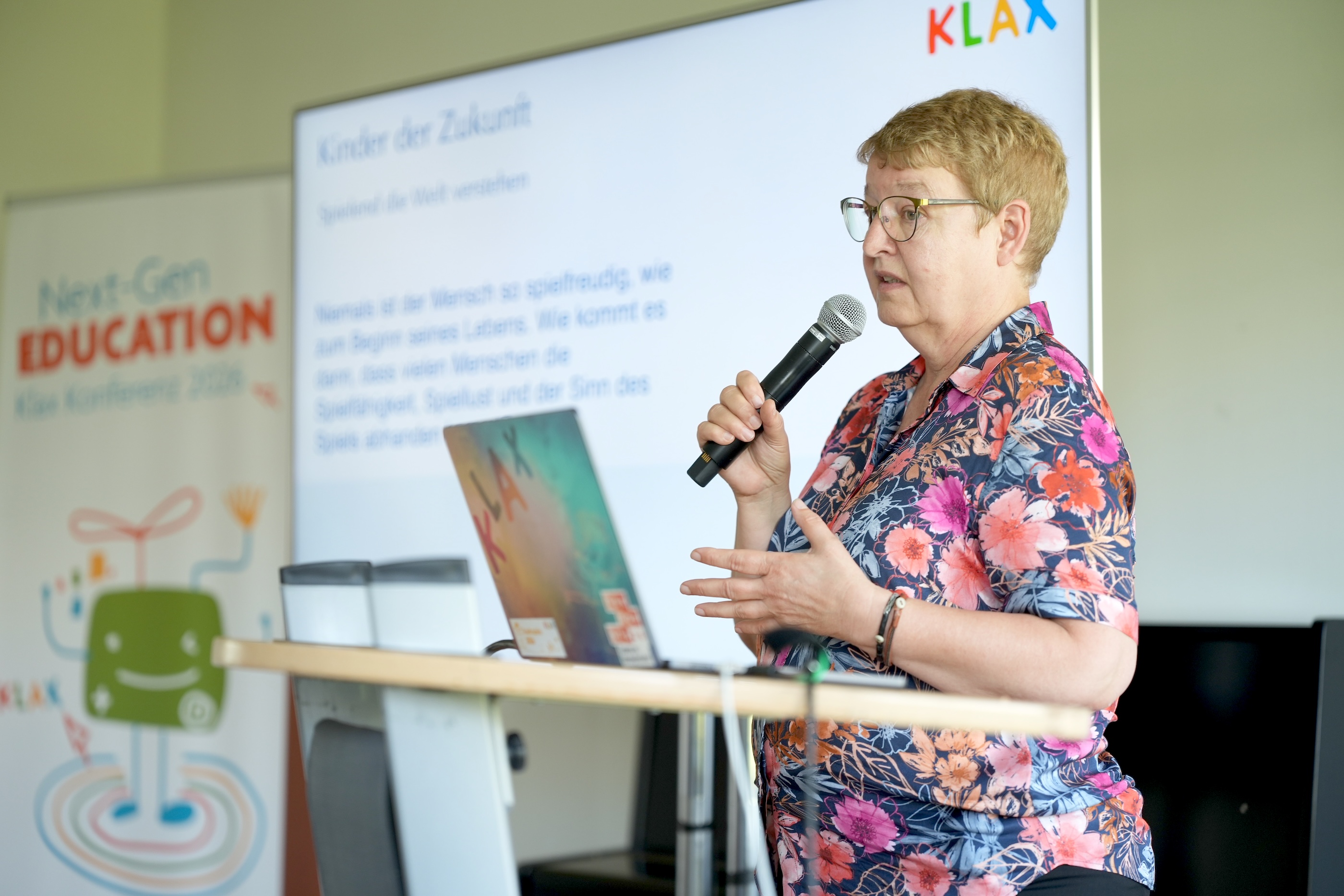 Antje Bostelmann spricht über die Bedeutung des Spiels für die Kompetenzentwicklung